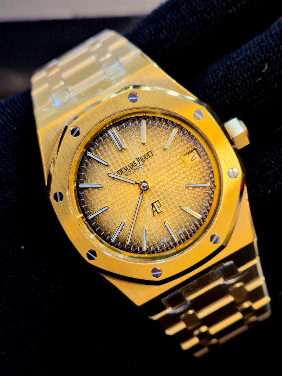 Casual Branded Style - Everyday wear